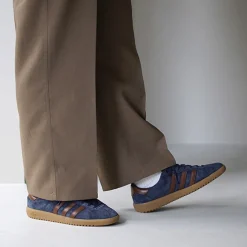 ADIDAS ORIGINALS / Bermuda Sneakers