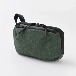 AER / Slim pouch