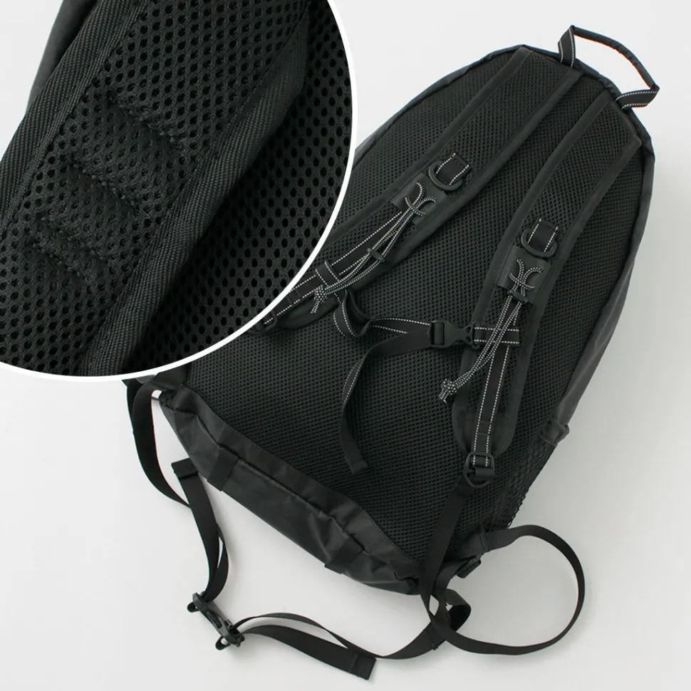 AND WANDER / ECOPAK20L Daypack