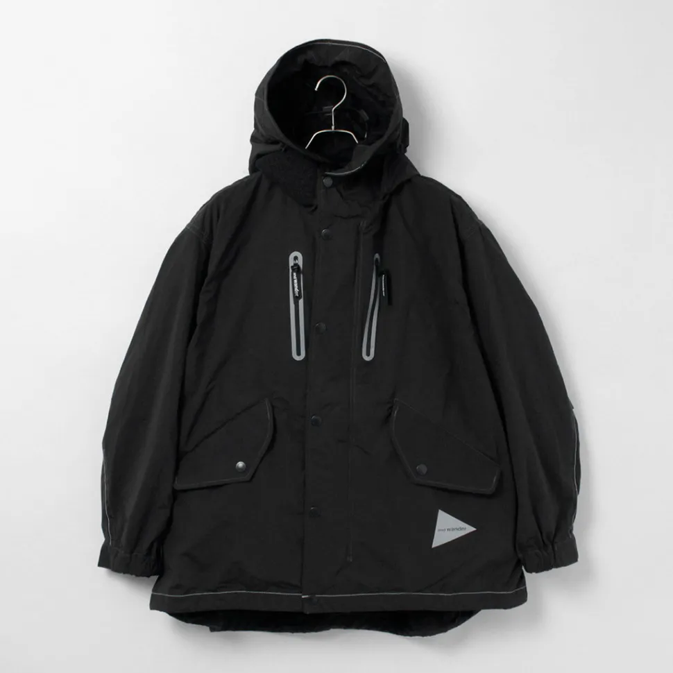 AND WANDER / Fishtail Octa Coat