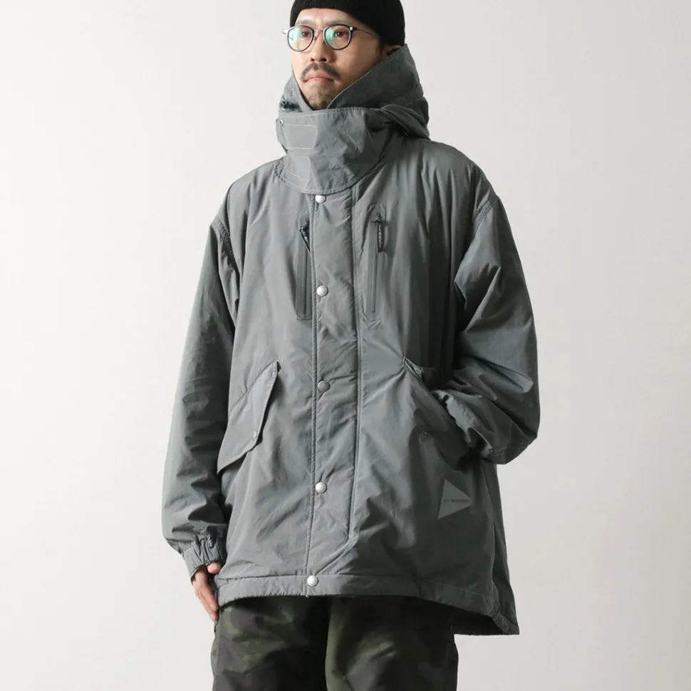 AND WANDER / Fishtail Octa Coat