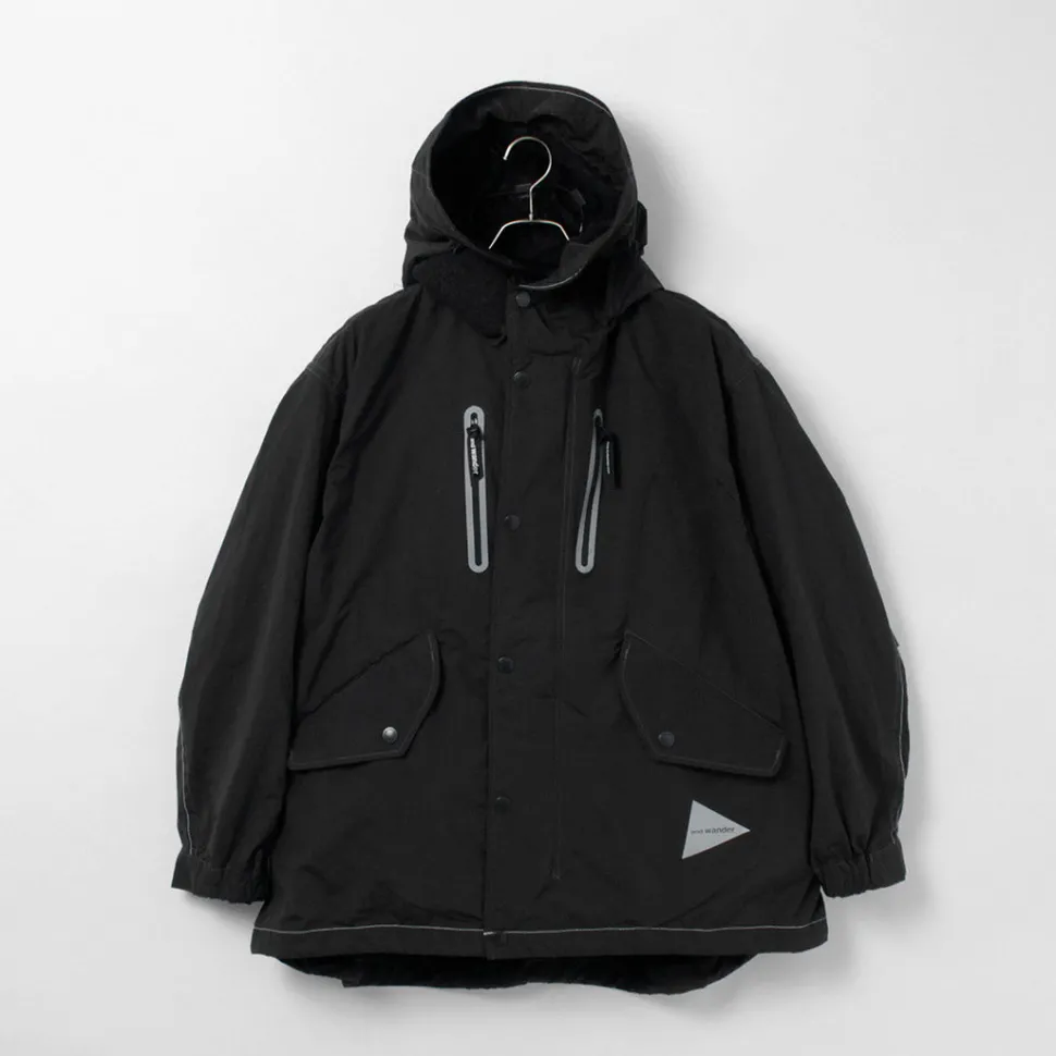 AND WANDER / Fishtail Octa Coat