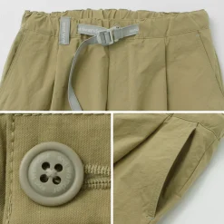 AND WANDER / Nylon Chino Tucked Tapered Pants
