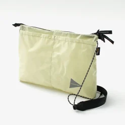 AND WANDER / Sil Sacoche