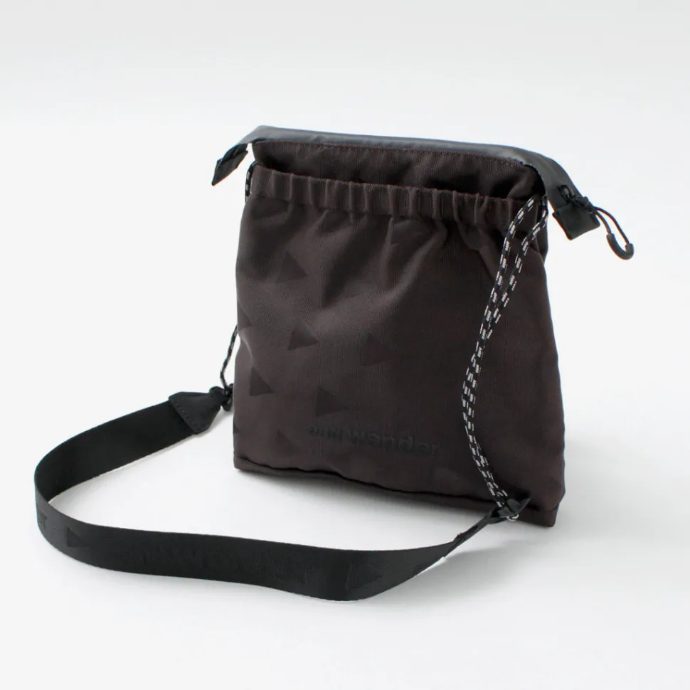 AND WANDER / Triangle Jacquard Sakosh