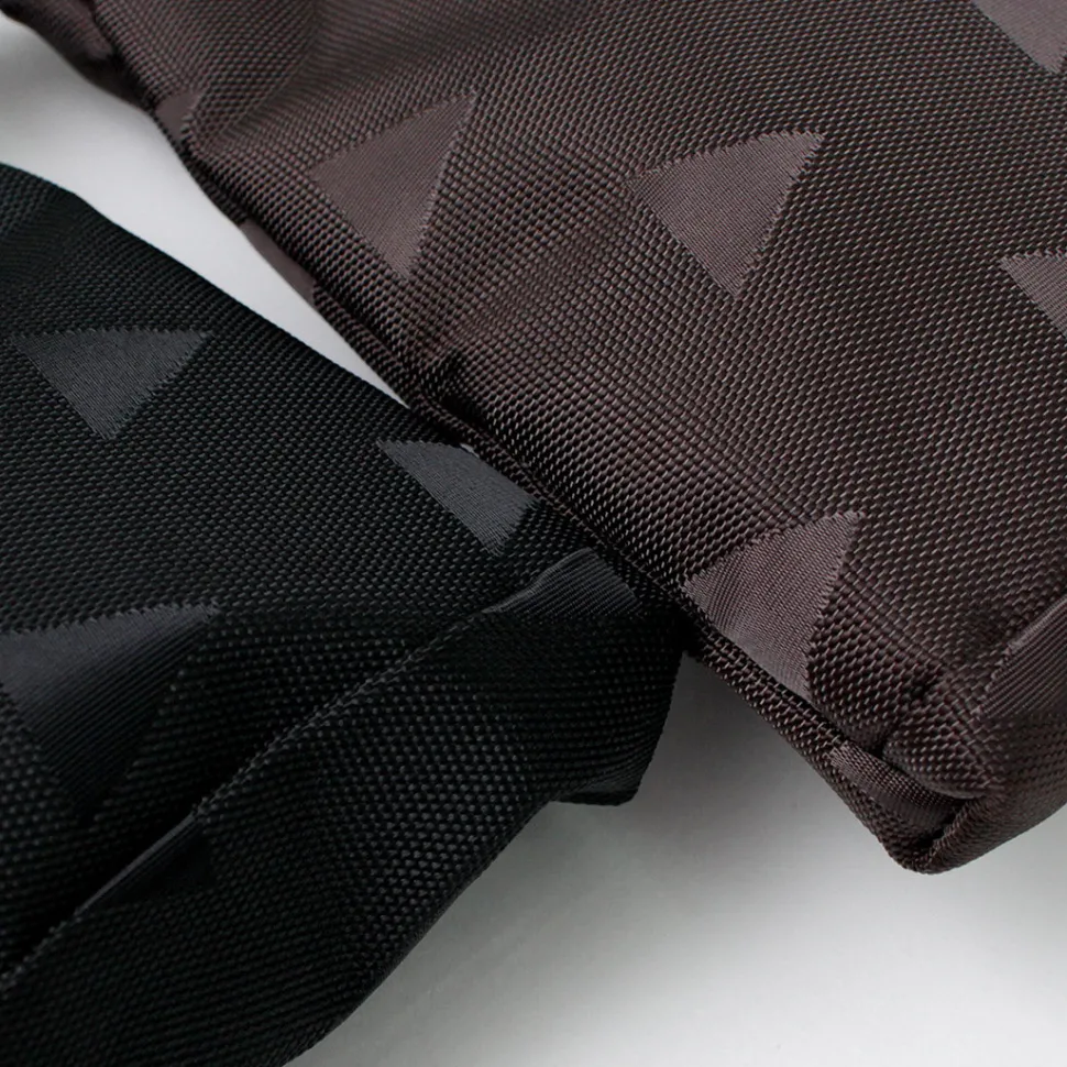 AND WANDER / Triangle Jacquard Sakosh