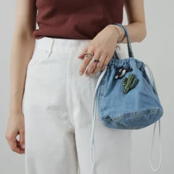 BEADED ACCESSORIES / Beaded pin badge S