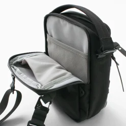 BLACK EMBER / KOMPAK