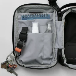 BLACK EMBER / KOMPAK