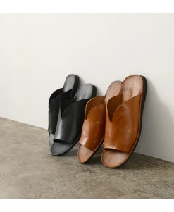 BRADOR / Leather Sandals