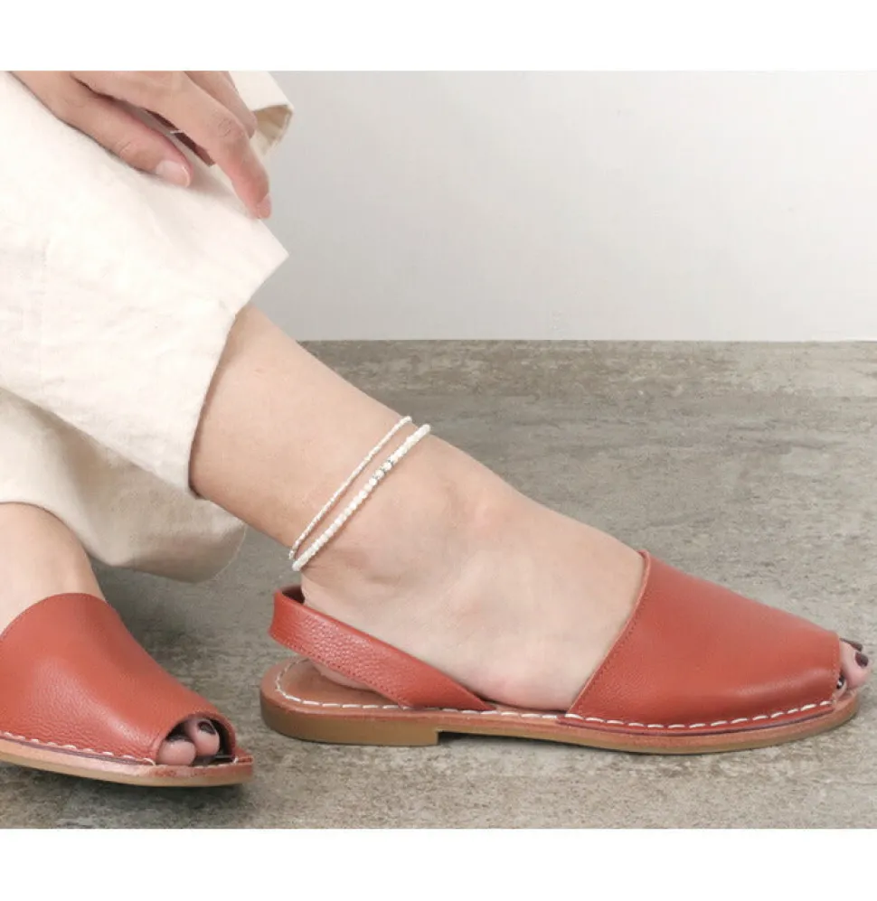 CHALISA T.. / Round Shell Wrap Anklet/Karen Silver Flat Beads