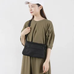 F/CE. / Cordura Fire Resistant Vertical Saccoche