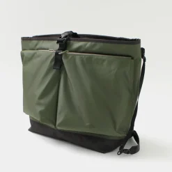 F/CE. / Lightweight courier shoulder bag