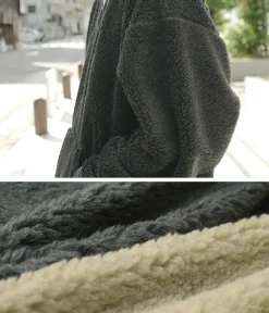 FNOR / V-Neck Boa Pullover