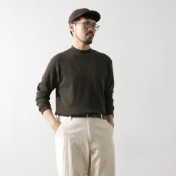 GICIPI / Delfino Crew Neck Basic Fit Long Sleeve Cut and Sewn