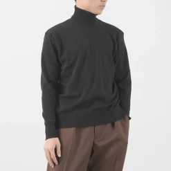 GICIPI / TIGRE Turtle Neck Relaxed Fit Knit Sewn