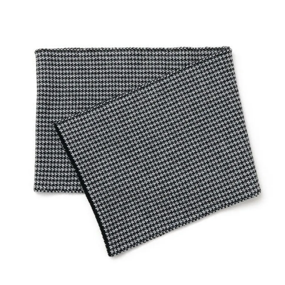GILBERT WILSON OF HA / Staggered Check Merino Wool Snood