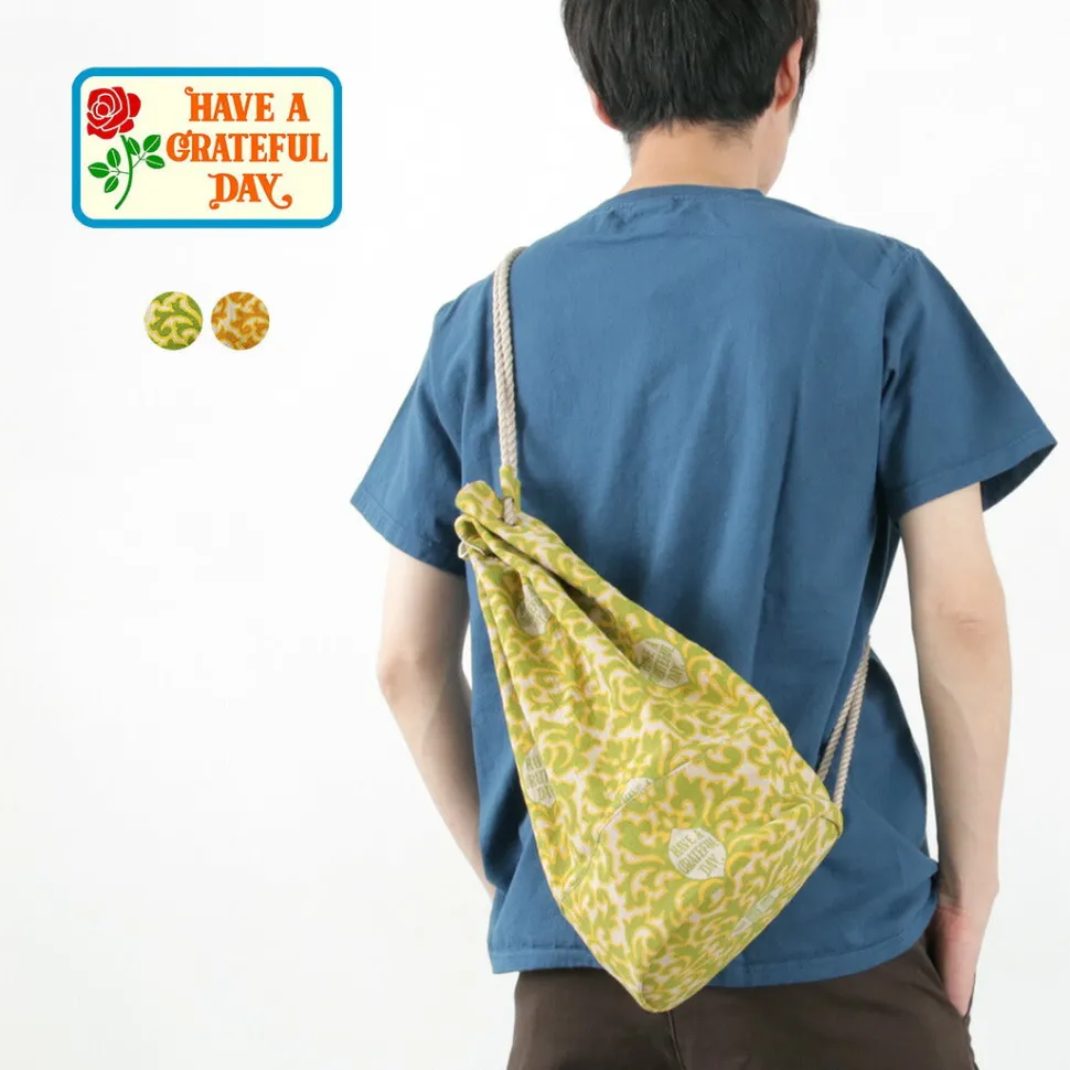 HAVE A GRATEFUL DAY / Retro damask fabric shoulder bag