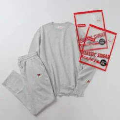 HEALTHKNIT / Room Setup Sweatshirt