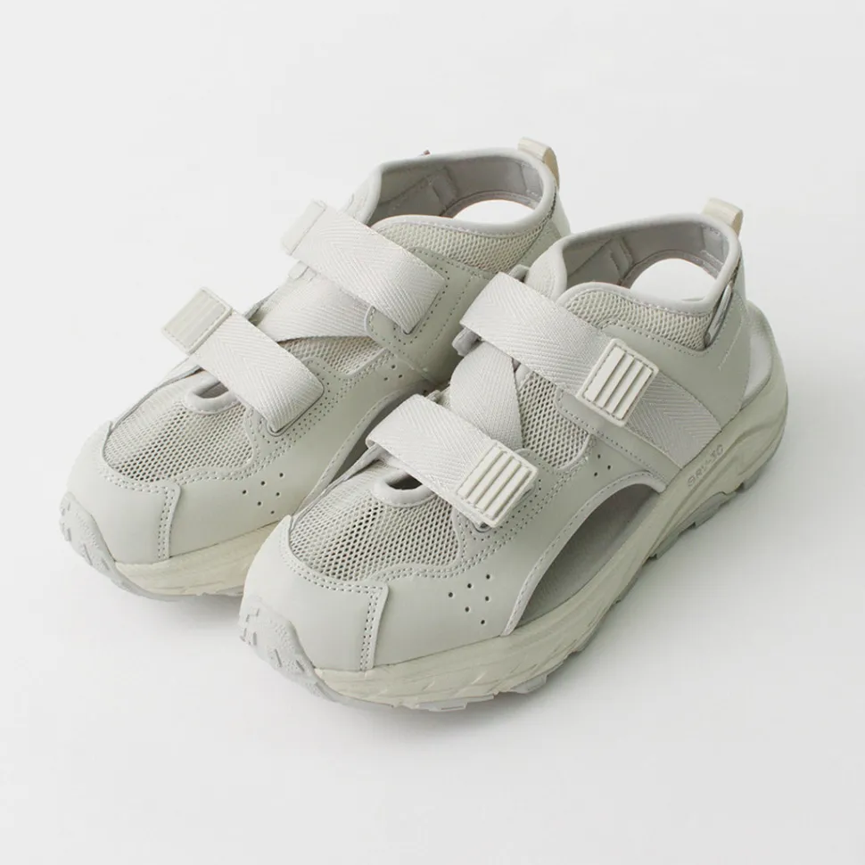 HI-TEC / East End Port Sandals