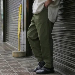 JAPAN BLUE JEANS / Ripstop garment dye relaxed trousers