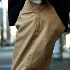 JAPAN BLUE JEANS / RJB1610 40/3 High Count Twill Wide Tapered Vintage Chinos