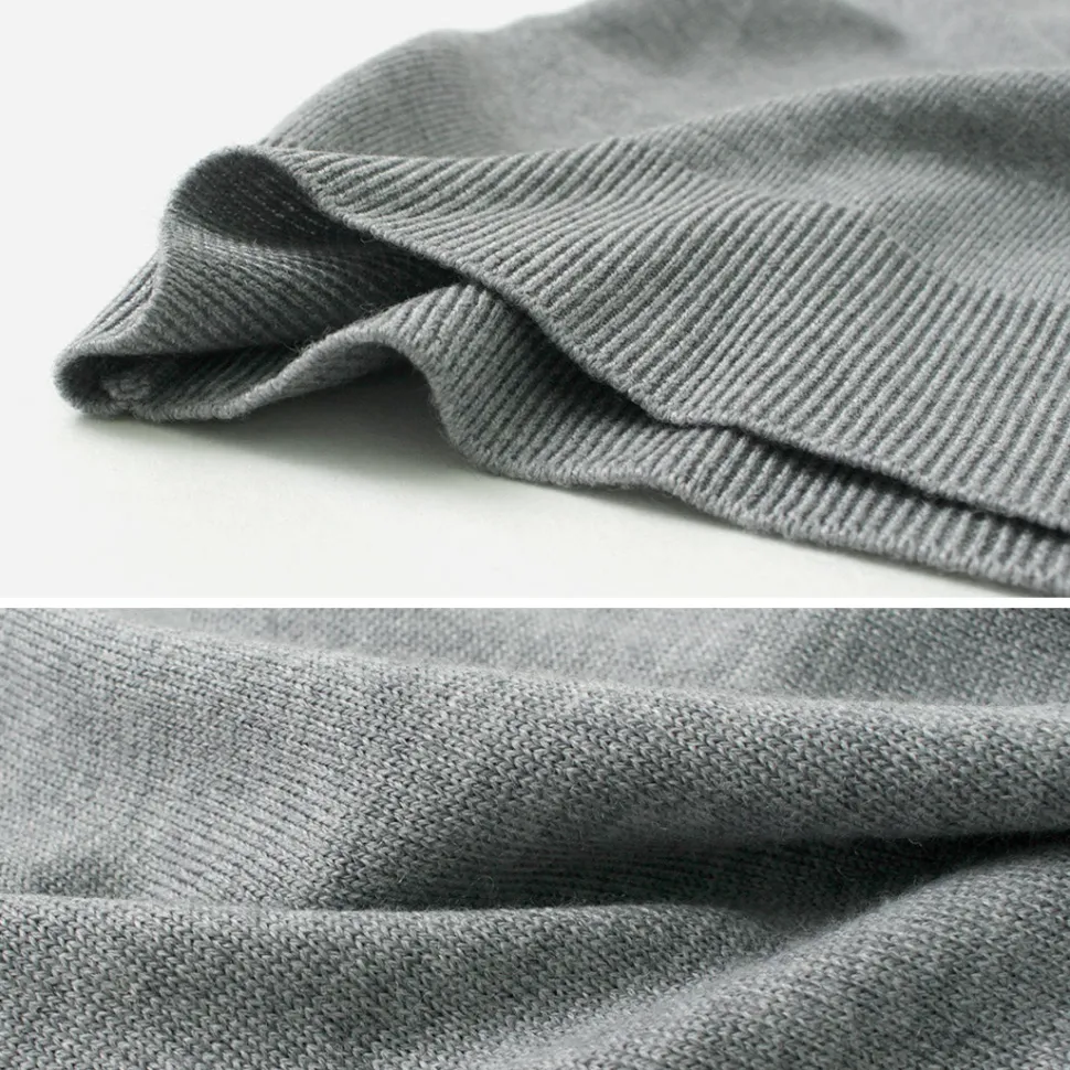 JOHN SMEDLEY / Merino Wool 24 Gauge Mock Neck Knit