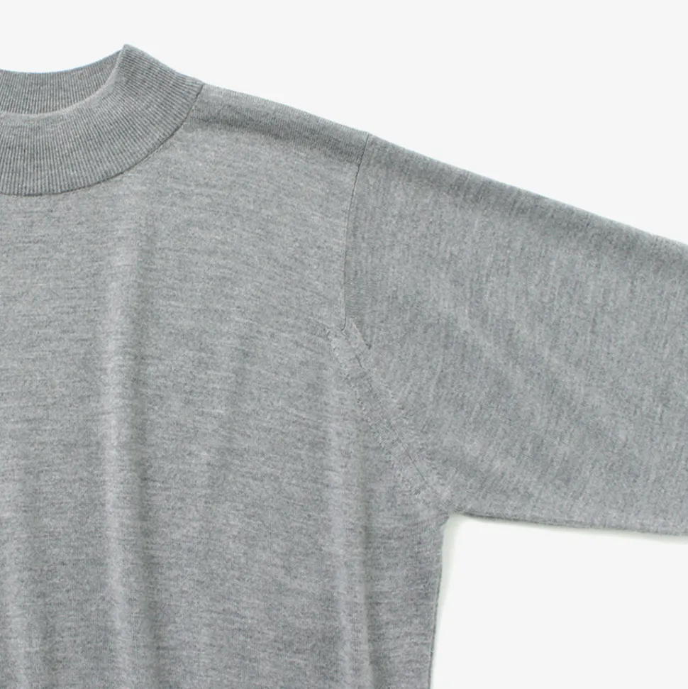 JOHN SMEDLEY / Merino Wool 24 Gauge Mock Neck Knit