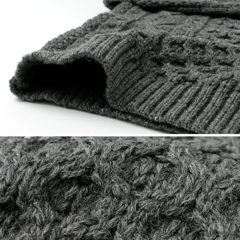 KERRY WOOLLEN MILLS / 5 gauge 3-ply aran cable crew neck heavy knit