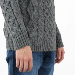 KERRY WOOLLEN MILLS / 5 gauge 3-ply aran cable crew neck heavy knit