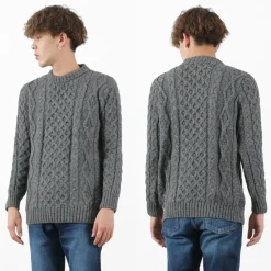 KERRY WOOLLEN MILLS / 5 gauge 3-ply aran cable crew neck heavy knit