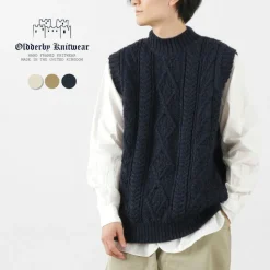OLD DERBY KNITWEAR / Cable Turtle Slipover