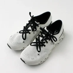 ON / Cloud X 4 Sneakers