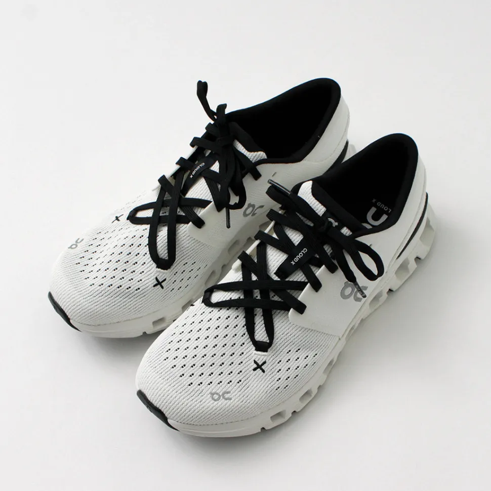 ON / Cloud X 4 Sneakers