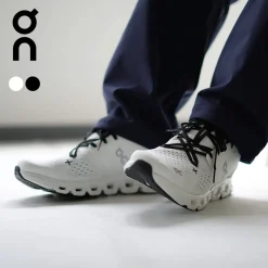 ON / Cloud X 4 Sneakers