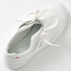 ON / The Roger Advantage sneakers