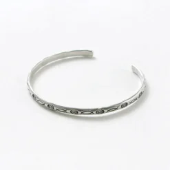 PHADUA / Karen Silver Bangle / 1439