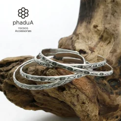 PHADUA / Karen Silver Bangle / 1439