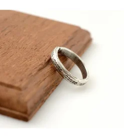 PHADUA / Karen Silver Ring / Long Leaf