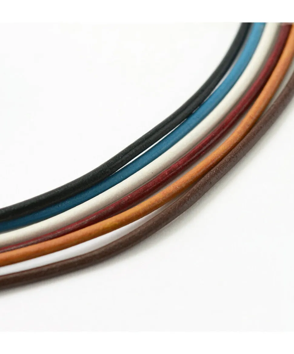 PHADUA / Leather choker necklace in Karen silver.