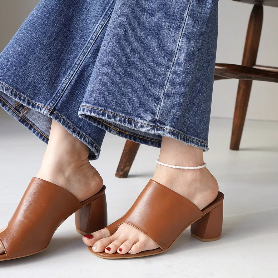 PHADUA / Solid glass bead anklet