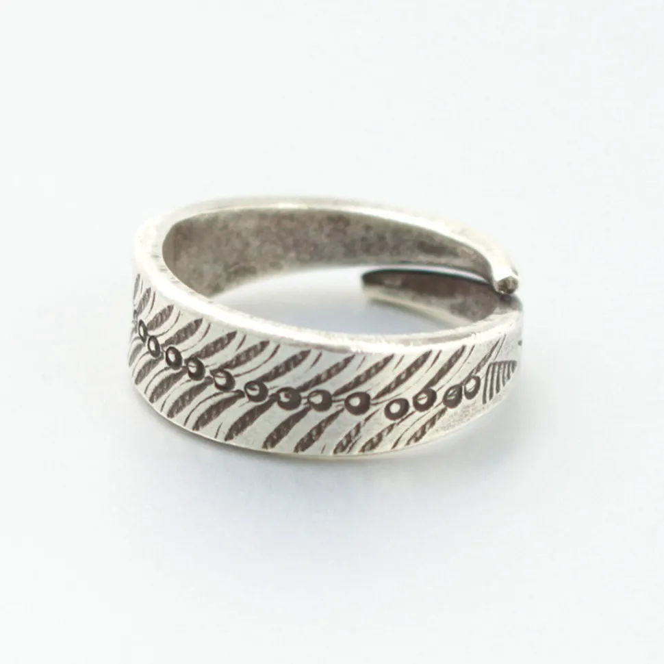 phaduA / Wide silver ring
