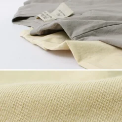 REMI RELIEF / LW processed V-neck T-shirt