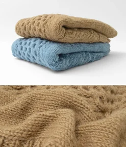 SLOW HANDS / Vegetable Dye Aran Drop Shoulder Knit Vest