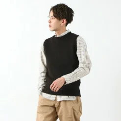 SOGLIA / LANDNOAH British Wool Crew Neck Knitted Vest