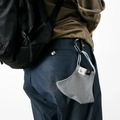 TRIMMERS × RAG / Shark tail carabiner