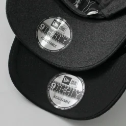 WHITE MOUNTAINEERING / WHITE MOUNTAINEERING New Era Collaboration 6 Panel Logo Cap